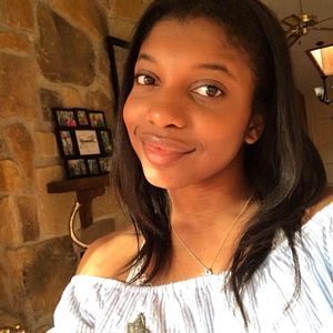 Meet your Posher, Jillian